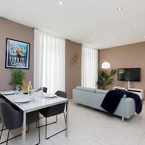  Apartment Beautiful 3 Room-flat Near Palais France